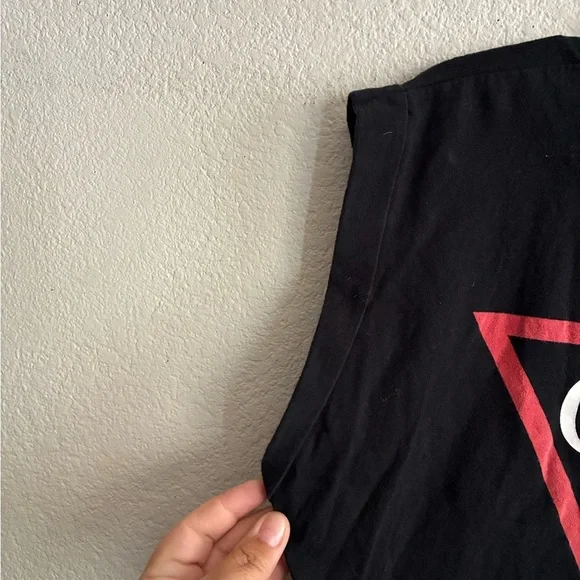 GUESS Logo Crop Top in Black and Red L - Picture 6 of 10